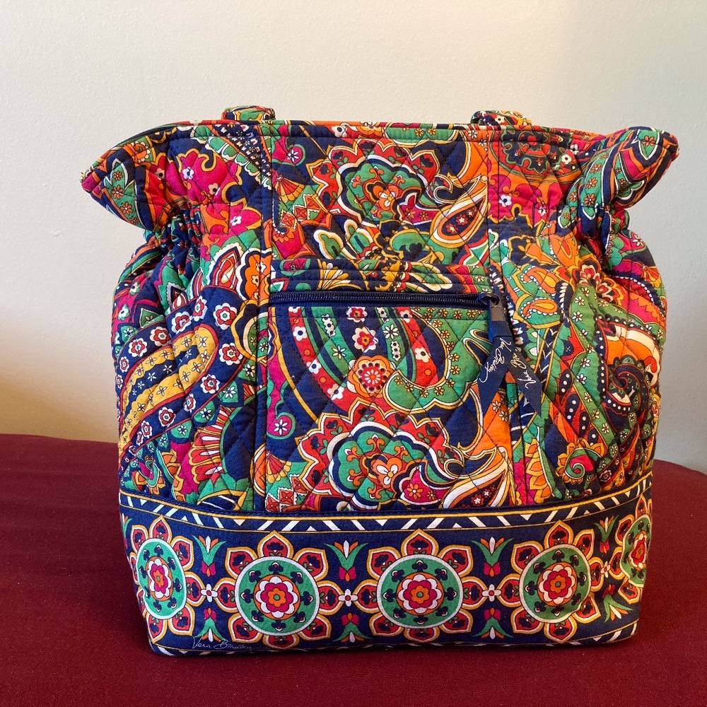 NWOT Vera Bradley quilted handbag